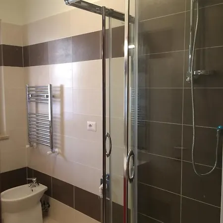 Roma Express בית הארחה 3*
